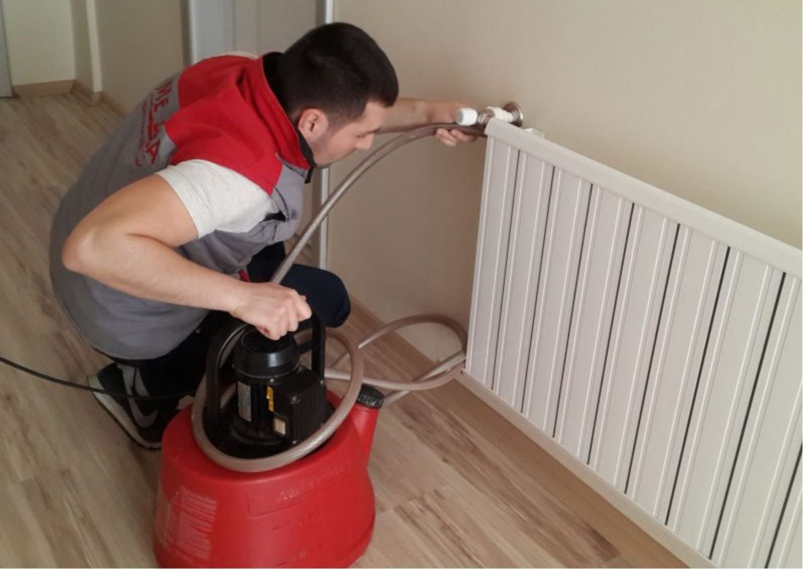 Ege Mahallesi Petek Temizleme